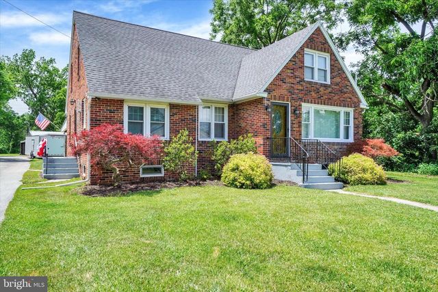 1805 CRALEY RD, Windsor, PA 17366