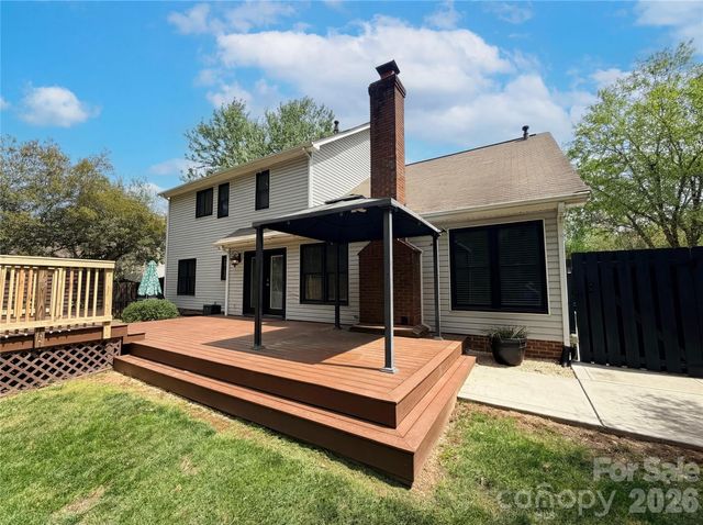 6218 Old Corral Street, Charlotte, NC 28277