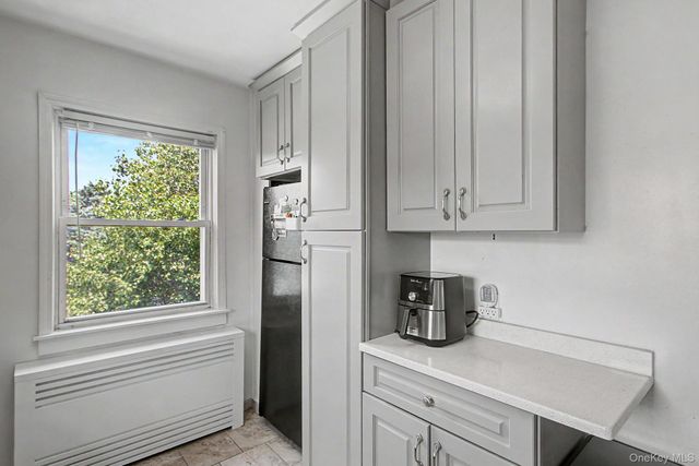 17 Leewood Circle 6R, Eastchester, NY 10709