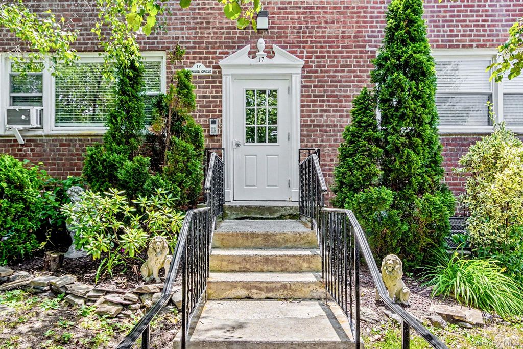 17 Leewood Circle 6R, Eastchester, NY 10709