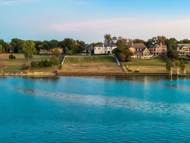 6 Terrabella Lane, Heath, TX 75032