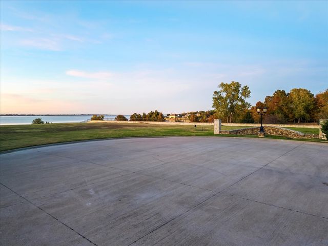 6 Terrabella Lane, Heath, TX 75032