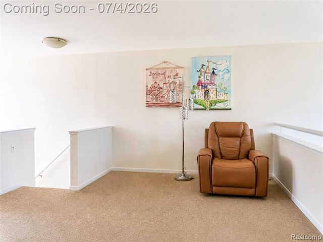 754 Ashley Circle, Rochester Hills, MI 48307