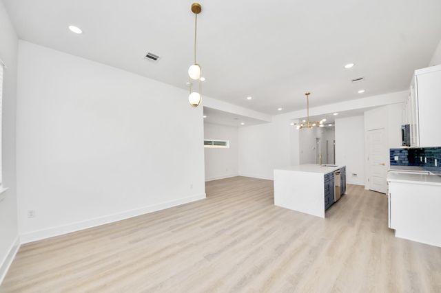 3724 Rebecca Street, Houston, TX 77021