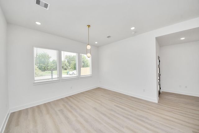 3724 Rebecca Street, Houston, TX 77021