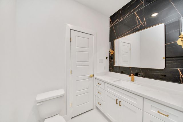 3724 Rebecca Street, Houston, TX 77021