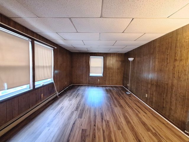 200 N Oregon Street, Troy Grove, IL 61372