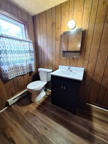 200 N Oregon Street, Troy Grove, IL 61372