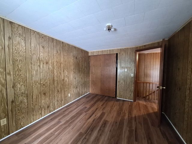 200 N Oregon Street, Troy Grove, IL 61372