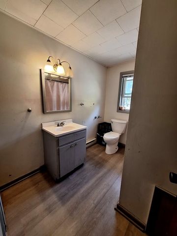 200 N Oregon Street, Troy Grove, IL 61372