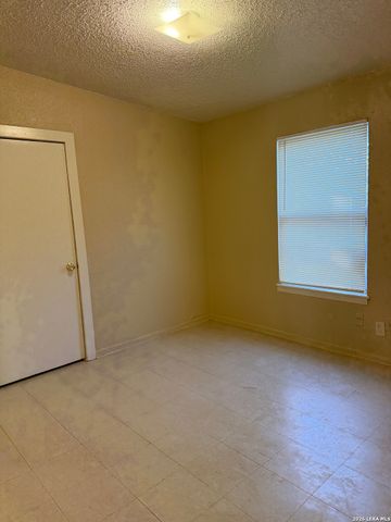126 ALLENHURST ST, San Antonio, TX 78227