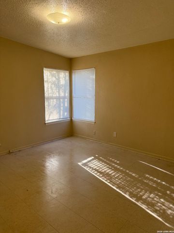 126 ALLENHURST ST, San Antonio, TX 78227