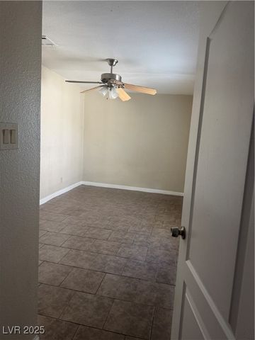 2529 Meadows Avenue, Las Vegas, NV 89101