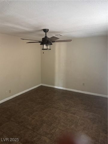 2529 Meadows Avenue, Las Vegas, NV 89101