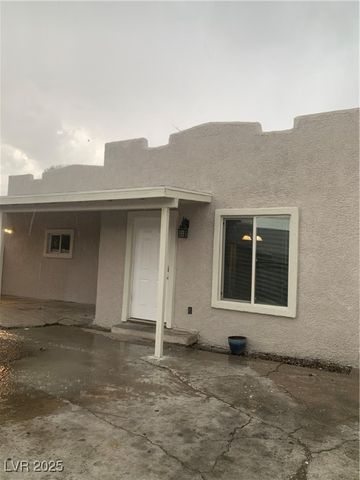 2529 Meadows Avenue, Las Vegas, NV 89101