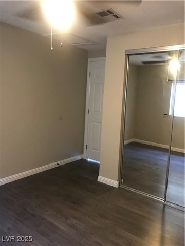 2529 Meadows Avenue, Las Vegas, NV 89101