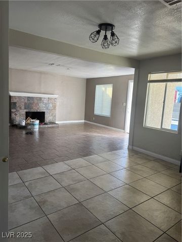 2529 Meadows Avenue, Las Vegas, NV 89101