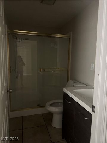 2529 Meadows Avenue, Las Vegas, NV 89101