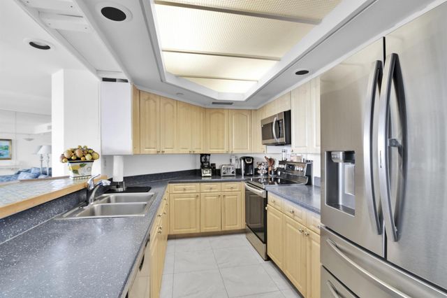 120 SE 5th Avenue 331, Boca Raton, FL 33432