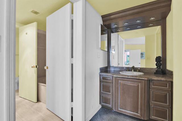 120 SE 5th Avenue 331, Boca Raton, FL 33432