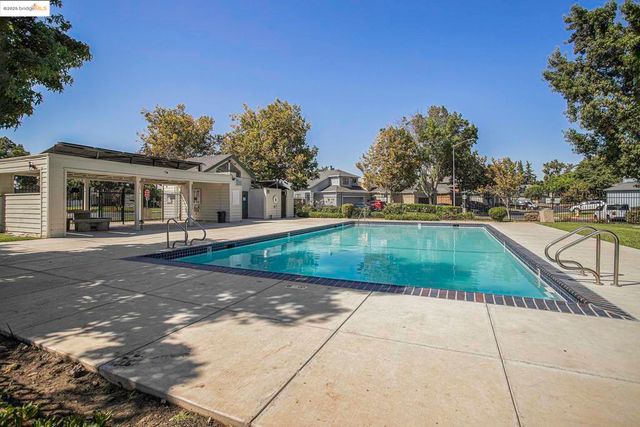 725 Rocky Creek Terrace, Brentwood, CA 94513