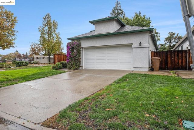 725 Rocky Creek Terrace, Brentwood, CA 94513