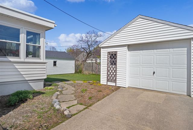 1664 Fremont Avenue, Grand Rapids, MI 49504