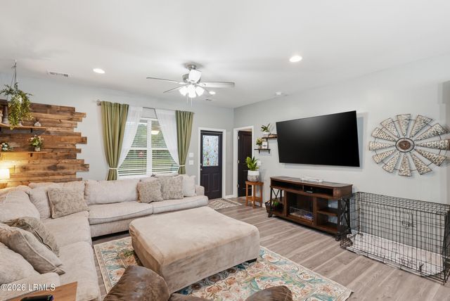 21 Seneca Way, Beaufort, SC 29906