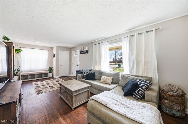 3905 Kent Road, Stow, OH 44224