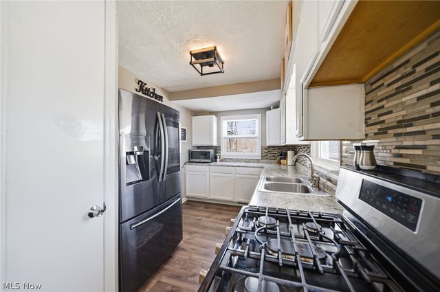 3905 Kent Road, Stow, OH 44224