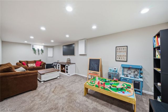 3905 Kent Road, Stow, OH 44224