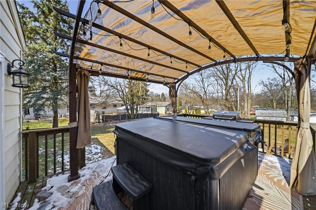 3905 Kent Road, Stow, OH 44224