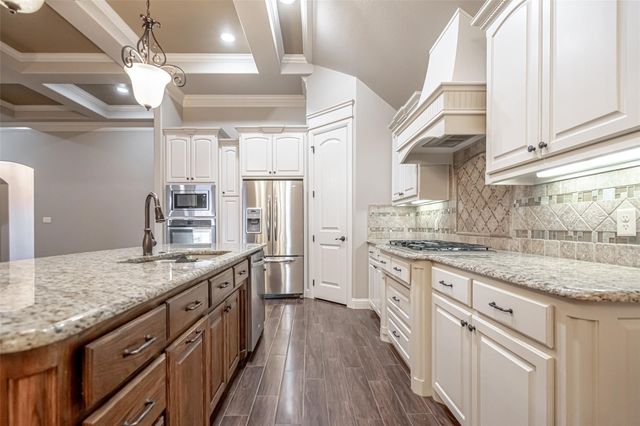 917 Joshua Court, Granbury, TX 76048
