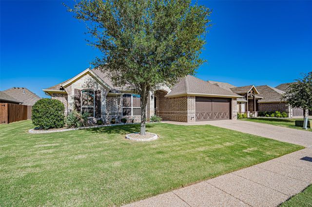 917 Joshua Court, Granbury, TX 76048