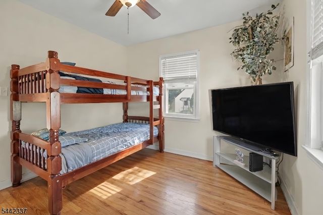 55 Stillman Ave, Bergenfield Boro, NJ 07621