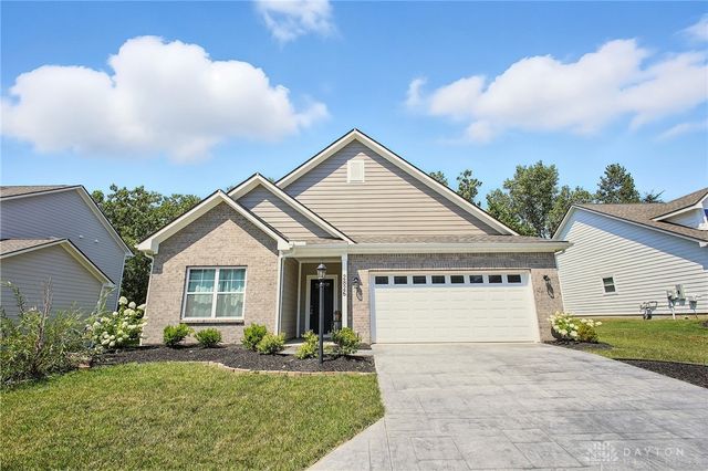 2826 Greenridge Circle, Beavercreek, OH 45431