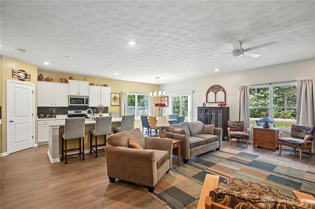 2826 Greenridge Circle, Beavercreek, OH 45431