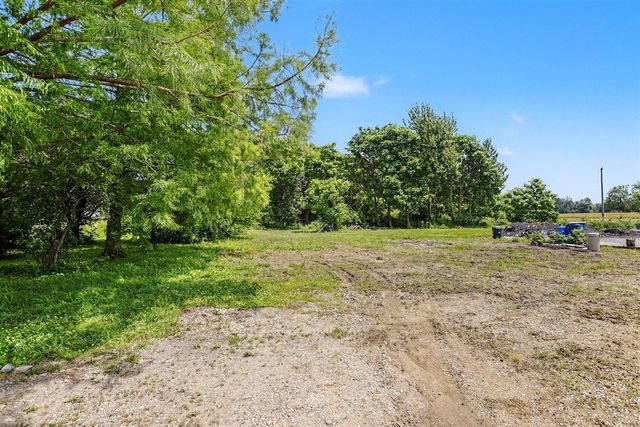 5141 Park Road, Eau Claire, MI 49111