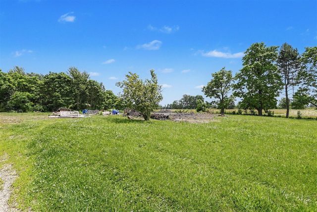 5141 Park Road, Eau Claire, MI 49111