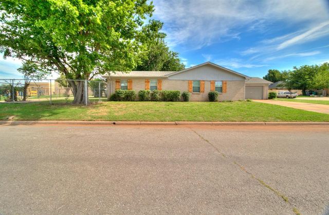10501 N McKinley Avenue, Oklahoma City, OK 73114