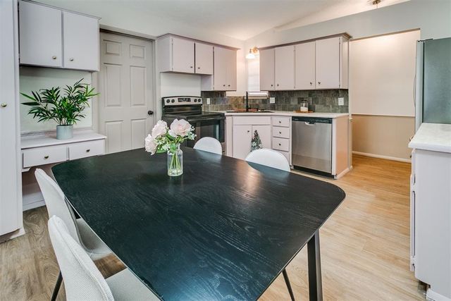10501 N McKinley Avenue, Oklahoma City, OK 73114