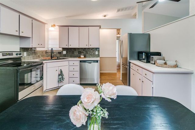 10501 N McKinley Avenue, Oklahoma City, OK 73114