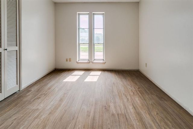 10501 N McKinley Avenue, Oklahoma City, OK 73114