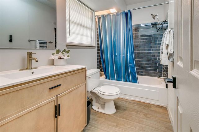 10501 N McKinley Avenue, Oklahoma City, OK 73114