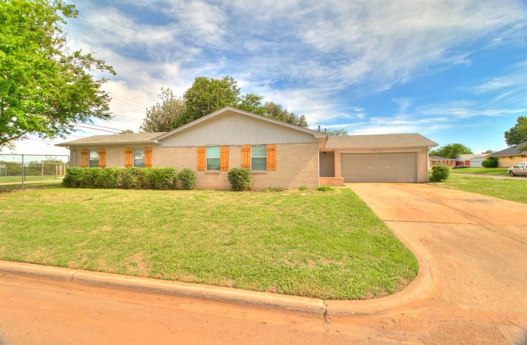 10501 N McKinley Avenue, Oklahoma City, OK 73114