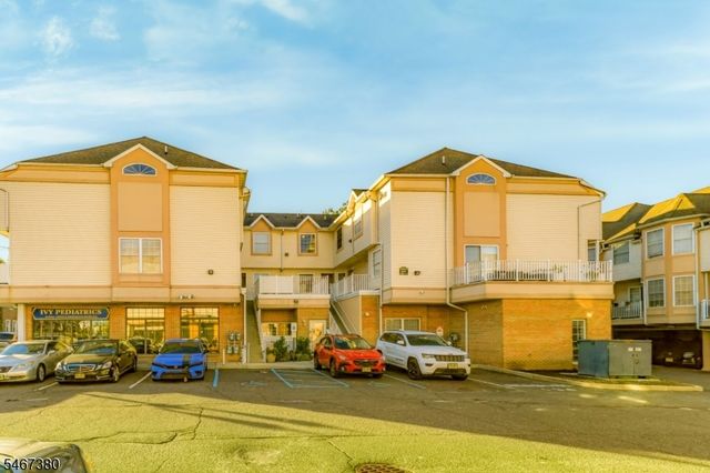 131 Adamecs Way, South Amboy City, NJ 08879