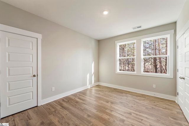 200 Highland Street, Taylors, SC 29687