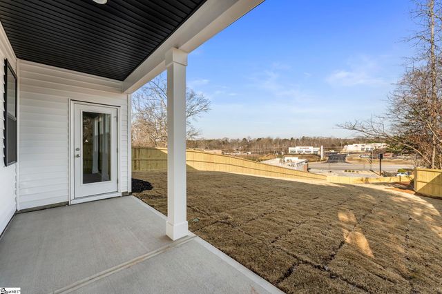 200 Highland Street, Taylors, SC 29687