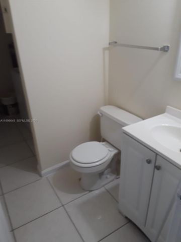 125 San Remo Blvd, North Lauderdale, FL 33068