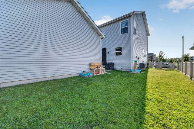1819 Morning Mist Way, Madison, WI 53718